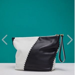 DVF DIANE VON FURSTENBERG Origami Wristlet- Scalloped Ivory/Black